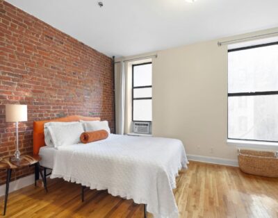 Stunning One Bedroom Apartment In Manhattan
