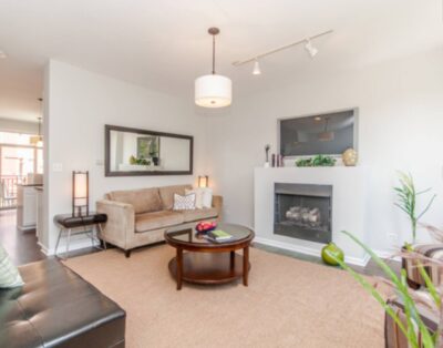 Superb location and ideal home to enjoy Chicago